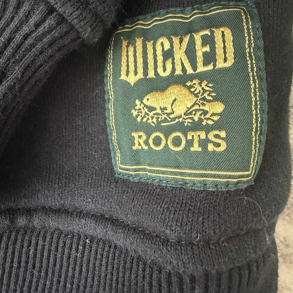 Roots X Wicked Crew‎ Sweatshirt Limited Edition Collection Kids Size XL